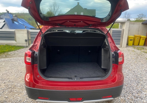 Suzuki SX4 S-Cross cena 30800 przebieg: 69000, rok produkcji 2018 z Zawichost małe 562